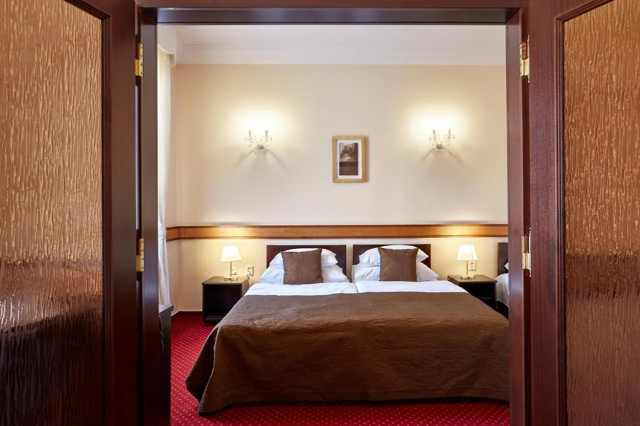 Fleur De Lis Hotel براغ