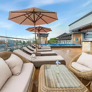 https://city-of-aventus-denpasar.hotelsseminyak.net