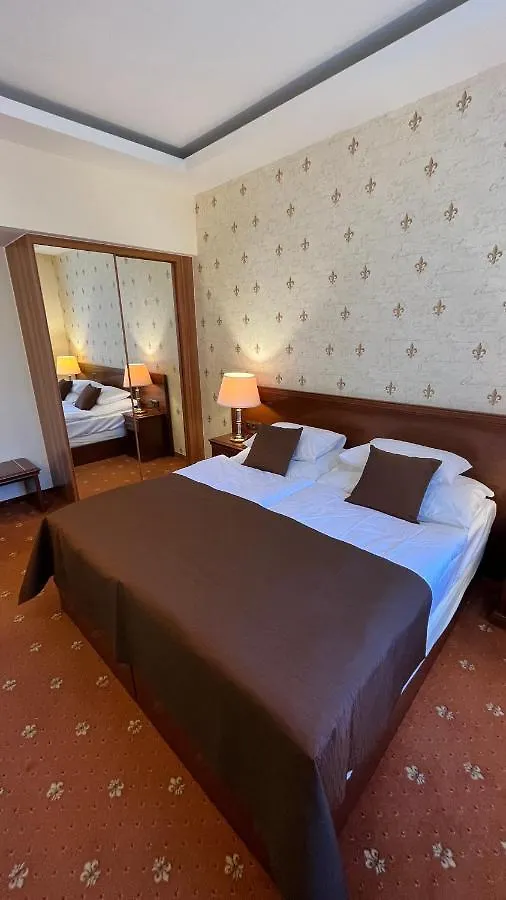 Fleur De Lis Hotel Prague