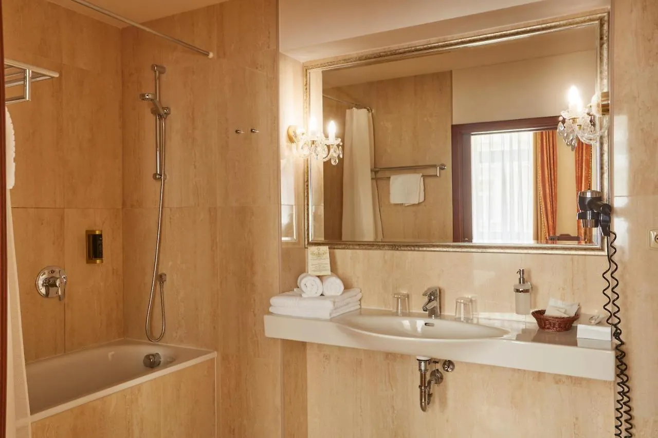 Fleur De Lis Hotel Prague