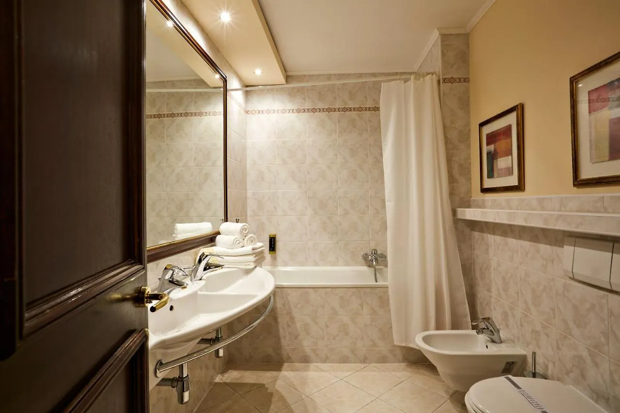 Fleur De Lis Hotel Prague