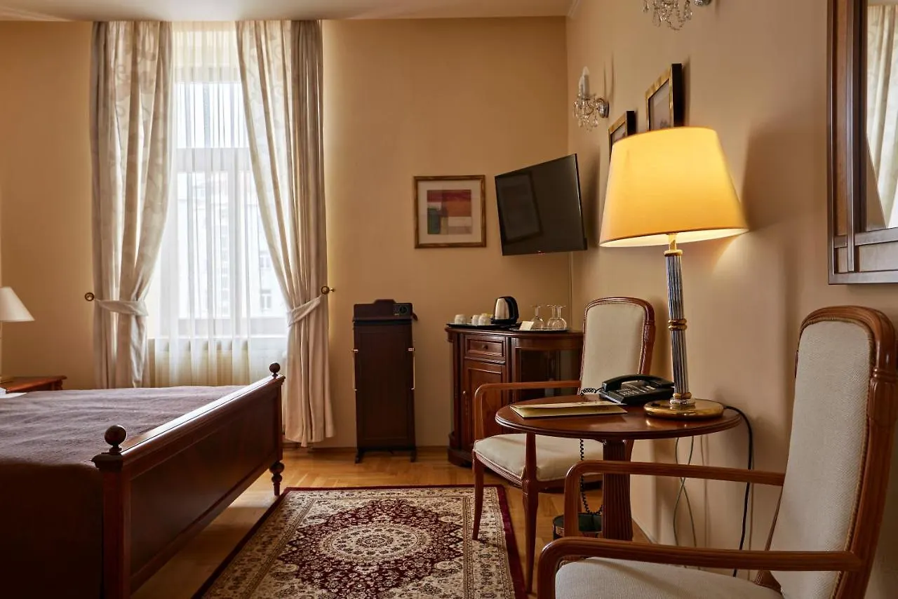 Fleur De Lis Hotel Prague